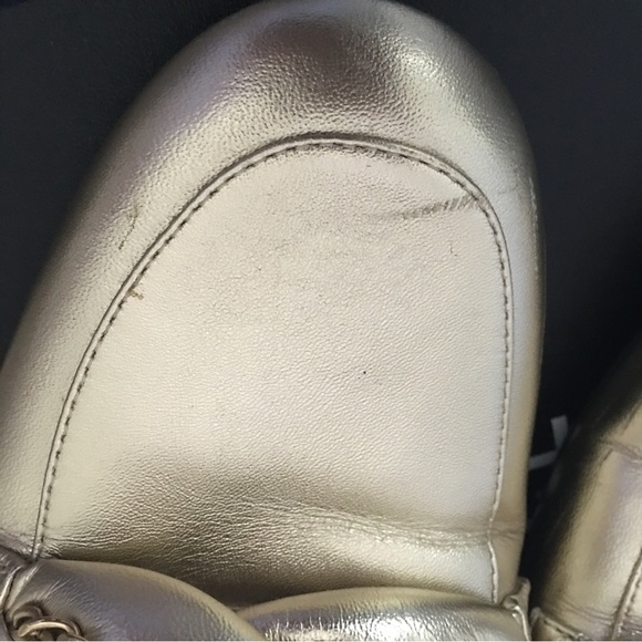 CHANEL gold metallic mule. Size 39. - Picture 6 of 16